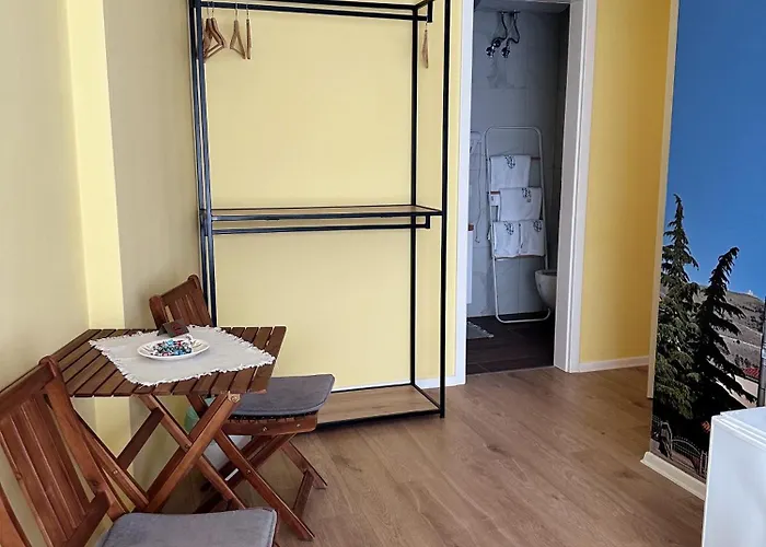 Bed and Breakfast 107 Dreams